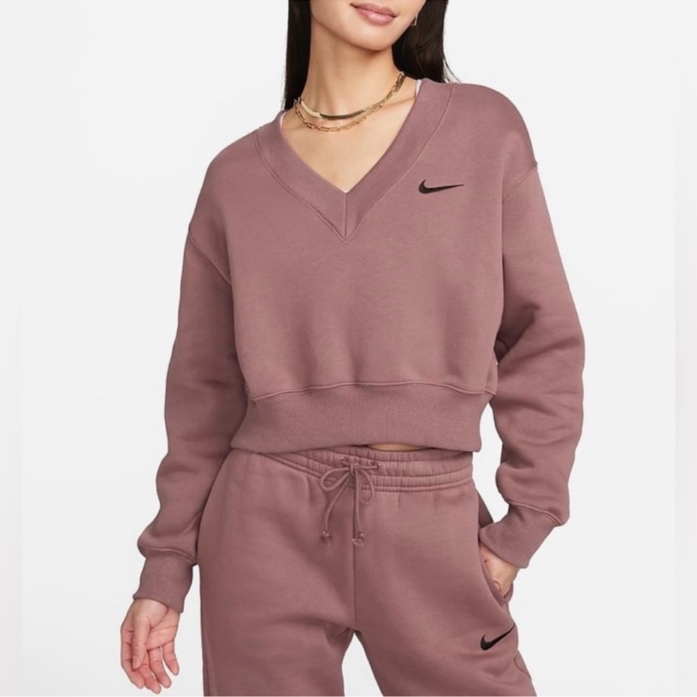 💫NIKE💫 Cropped Phoenix Fleece Sweater ** Oversized fit**